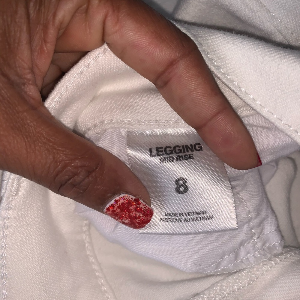 Express Distressed Jeansπ - Picture 5 of 7